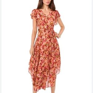 NWT Vince CamutoWomen's Floral-Print Flutter-Sleeve Dress asymmetrical hem